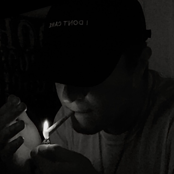 Meet your Posher, Gavin - Picture 1 of 1